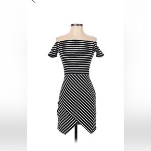 1. State Off Shoulder Body Con Dress